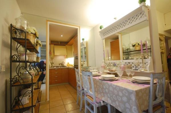 The Right Place 4u Domus Savelli Boutique *
